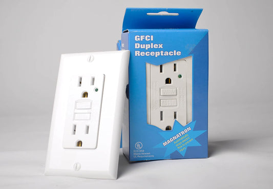 GFI GFCI Outlet/Receptacle 15Amp 120V White